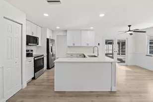 218 Las Palmas St, Royal Palm Beach, FL 33411 - Photo 16