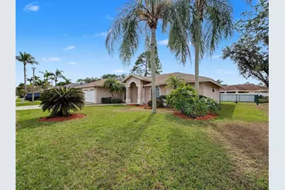 249 Monterey Way, Royal Palm Beach, FL 33411 - Photo 2