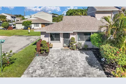 5347 Tennis Lane #5347, Delray Beach, FL 33484 - Photo 1