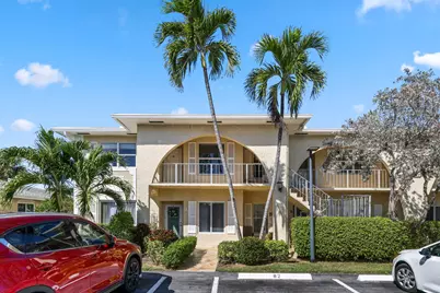 13757 Flora Place #E, Delray Beach, FL 33484 - Photo 2
