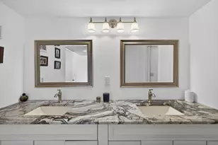 2400 Presidential Way, West Palm Beach, FL 33401 - Photo 30