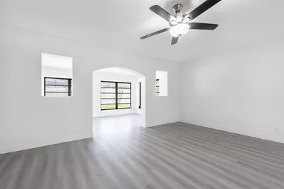 1040 Long Island Avenue, Fort Lauderdale, FL 33312 - Photo 12