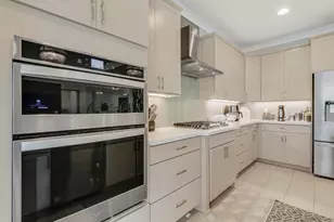 10958 SW Magenta Ln, Port Saint Lucie, FL 34987 - Photo 14