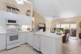 456 NW Casanova Cir, Port Saint Lucie, FL 34986 - Photo 8