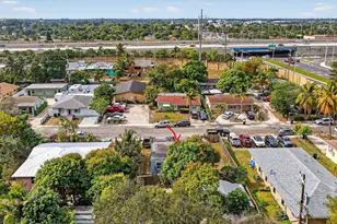 618 S Pine St, Lake Worth Beach, FL 33460 - Photo 20