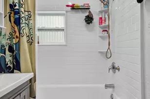 618 S Pine St, Lake Worth Beach, FL 33460 - Photo 8
