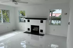 1015 S K St, Lake Worth Beach, FL 33460 - Photo 2