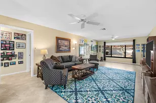 9760 Parkinsonia Tree Trail, Boynton Beach, FL 33436 - Photo 18