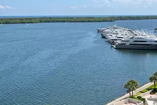 132 Lakeshore Dr, North Palm Beach, FL 33408 - Photo 2