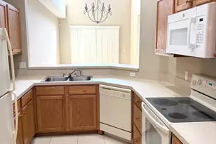 9209 Wentworth Ln, Port Saint Lucie, FL 34986 - Photo 6