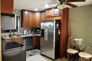 2010 Colonial A3 Rd, Fort Pierce, FL 34950 - Photo 4