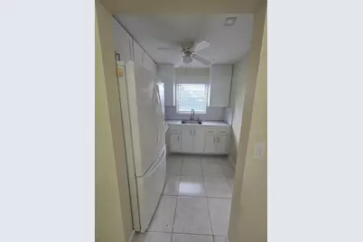 17 Cambridge A, West Palm Beach, FL 33417 - Photo 8