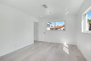 4005 NW 76th Ave, Coral Springs, FL 33065 - Photo 18