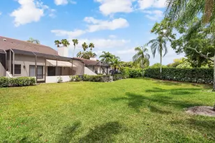 61 Edinburgh Dr, Palm Beach Gardens, FL 33418 - Photo 14