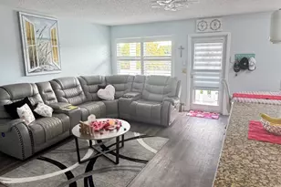 3021 Ellesmere B, Deerfield Beach, FL 33442 - Photo 6