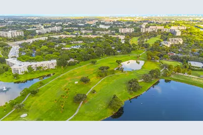3900 Oaks Clubhouse Drive #503, Pompano Beach, FL 33069 - Photo 36