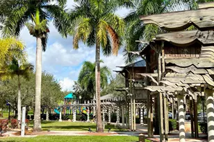 126 Sparrow Dr, Royal Palm Beach, FL 33411 - Photo 14