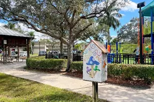 126 Sparrow Dr, Royal Palm Beach, FL 33411 - Photo 20