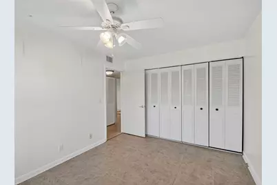 374 Bennington Lane, Lake Worth, FL 33467 - Photo 16