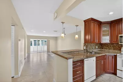 374 Bennington Lane, Lake Worth, FL 33467 - Photo 2