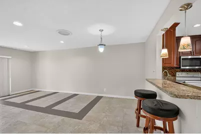 374 Bennington Lane, Lake Worth, FL 33467 - Photo 8