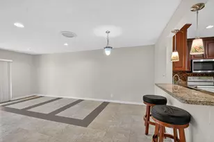 374 Bennington Ln, Lake Worth, FL 33467 - Photo 8