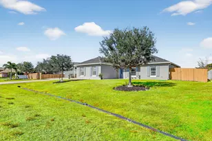 375 SW Alcan Dr, Port Saint Lucie, FL 34953 - Photo 52