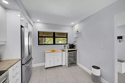 12870 Briarlake Drive #201, Palm Beach Gardens, FL 33418 - Photo 8
