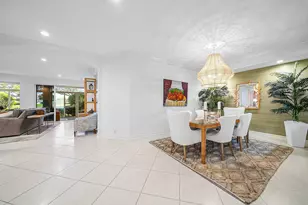 115 Palm Point Cir, Palm Beach Gardens, FL 33418 - Photo 6