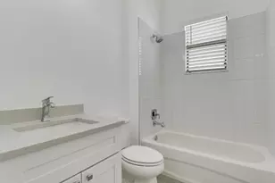 5619 Delacroix Ter, Palm Beach Gardens, FL 33418 - Photo 16