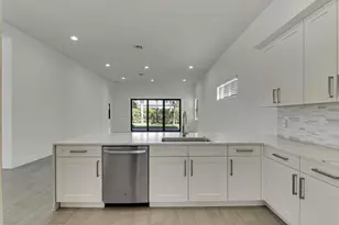 5619 Delacroix Ter, Palm Beach Gardens, FL 33418 - Photo 14