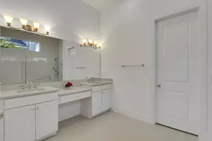 5619 Delacroix Ter, Palm Beach Gardens, FL 33418 - Photo 10