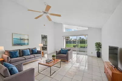 6121 Bay Isles Drive, Boynton Beach, FL 33437 - Photo 14