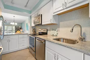 80 Venetian Dr, Delray Beach, FL 33483 - Photo 12