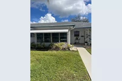 1157 S Drive Circle #C, Delray Beach, FL 33445 - Photo 2