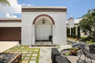 6590 Fountains Cir, Lake Worth, FL 33467 - Photo 2