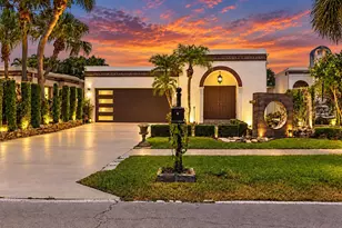 6590 Fountains Cir, Lake Worth, FL 33467 - Photo 2