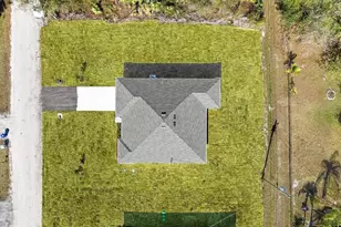 8846 97th Ct, Vero Beach, FL 32967 - Photo 2