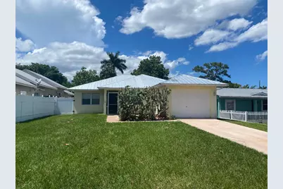 1057 SW Spruce Street, Palm City, FL 34990 - Photo 1