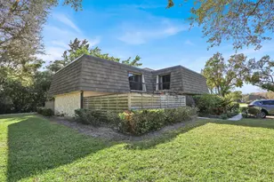 904 9th Terrace, Palm Beach Gardens, FL 33418 - Photo 6