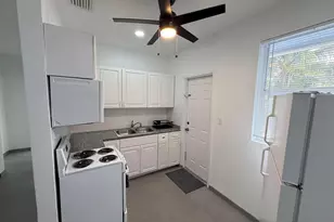 325 S Swinton Ave, Delray Beach, FL 33444 - Photo 8