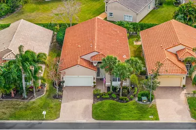 305 NW Springview Loop, Port Saint Lucie, FL 34986 - Photo 2