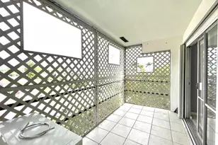 1021 Crystal Lake Dr, Deerfield Beach, FL 33064 - Photo 14