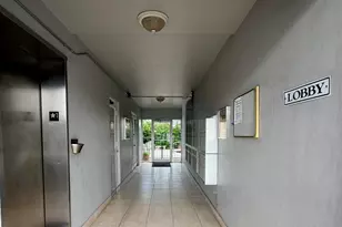 1021 Crystal Lake Dr, Deerfield Beach, FL 33064 - Photo 18