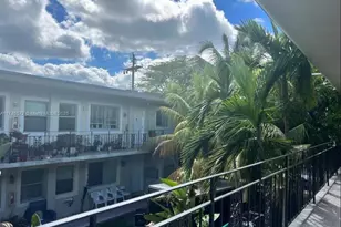 7035 Rue Granville, Miami Beach, FL 33141 - Photo 2