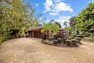 1995 SW St Andrews Dr, Palm City, FL 34990 - Photo 6