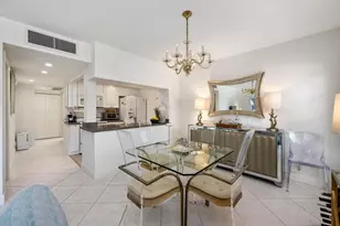 250 NE 20th St, Boca Raton, FL 33431 - Photo 6