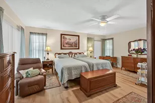 2477 SW Chestnut Ln, Port Saint Lucie, FL 34953 - Photo 28