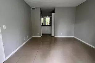 700 Executive Center Dr, West Palm Beach, FL 33401 - Photo 12