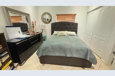 139 Berenger Walk, Royal Palm Beach, FL 33414 - Photo 14